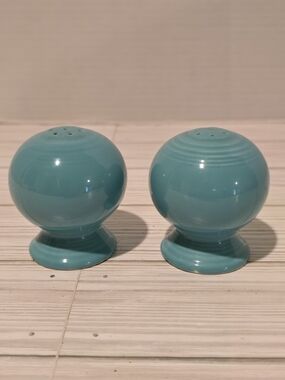 Fiesta Ware Turquoise Ceramic Door Knob Salt and Pepper Shakers
